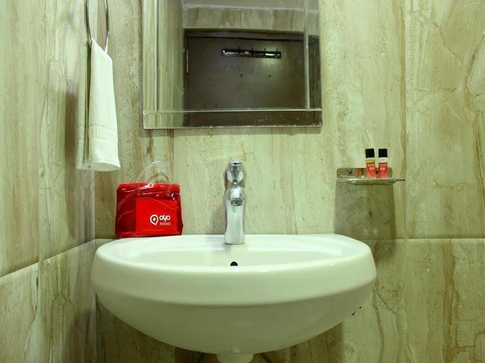 Oyo 1159 Hotel Chandra Prakash 烏代浦 外观 照片