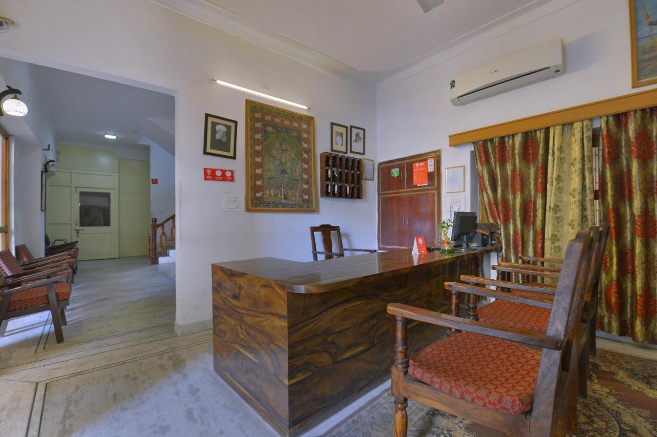 Oyo 1159 Hotel Chandra Prakash 烏代浦 外观 照片